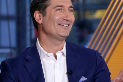 starbucks-is-giving-incoming-ceo-brian-niccol-85-million-in-cash-and-stock-for-leaving-chipotle-scaled.jpg