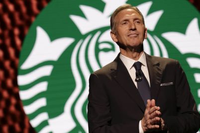 starbucks-is-reportedly-weighing-better-benefits-for-nonunion-workers-scaled.jpg