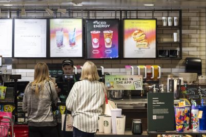 starbucks-moves-to-the-next-phase-in-its-turnaround-winning-over-employees-scaled.jpg