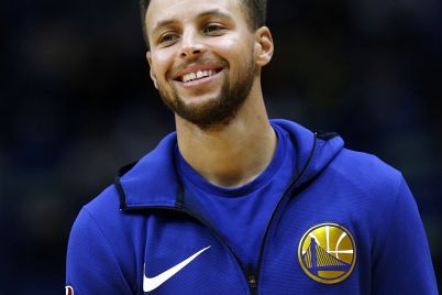 stephen-curry-signs-62-6-million-one-year-contract-extension-with-warriors-scaled.jpg