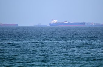 strait-of-hormuz-traffic-volatility-traders-push-normalcy-to-2027.jpg