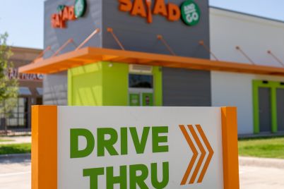 sweetgreen-wants-to-be-the-mcdonalds-of-its-generation-this-rival-salad-chain-could-beat-it-scaled.jpg