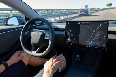 tesla-faces-intensifying-nhtsa-probe-of-full-self-driving-in-reduced-visibility.jpg