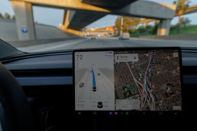tesla-federal-probe-navigating-autonomous-risk-and-innovation.jpg