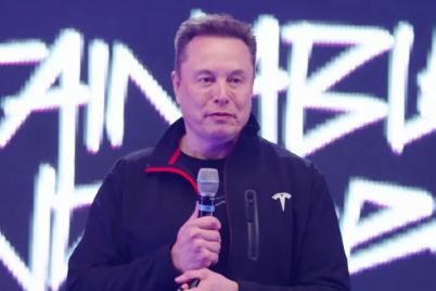 tesla-stocks-6-decline-record-deliveries-amid-shifting-ev-landscape.jpg