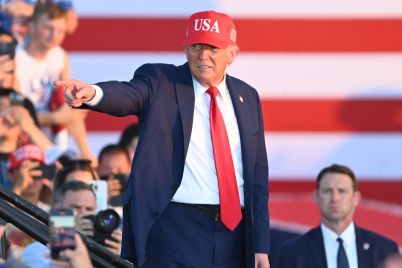 trump-threatens-extra-10-tariff-on-countries-that-align-with-anti-american-brics-policies-scaled.jpg