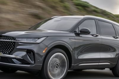trumps-china-tariff-increase-affects-ford-and-gm-vehicles-billions-of-dollars-in-auto-parts-scaled.jpg