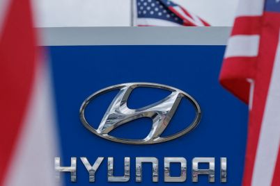 trumps-south-korea-tariff-cuts-are-major-boost-for-hyundai-and-gm-scaled.jpg