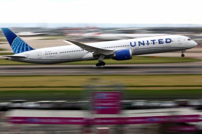 united-airlines-profit-outlook-slashed-amid-fuel-costs-strong-demand-persists.jpg