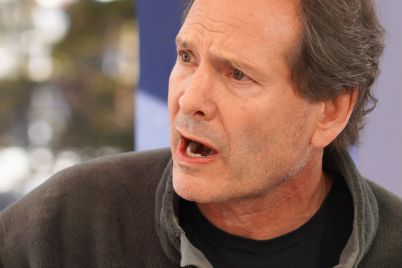 verizon-names-former-paypal-boss-dan-schulman-as-new-ceo-replacing-hans-vestberg-scaled.jpg