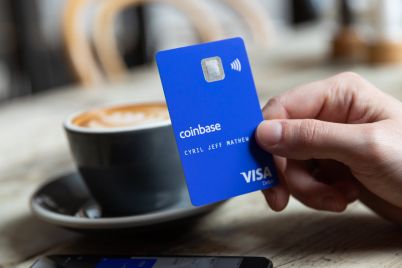visa-says-crypto-linked-card-usage-hit-2-5-billion-in-its-first-quarter-scaled.jpg