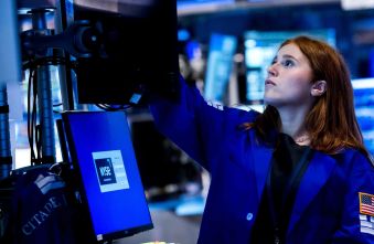 volatile-market-navigates-fed-policy-big-tech-earnings-for-alpha-growth.jpg