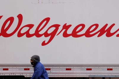 walgreens-tops-quarterly-revenue-estimates-but-narrows-profit-outlook-in-challenging-economy-scaled.jpg