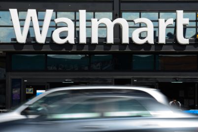 walmarts-corporate-workers-will-return-to-the-office-in-early-november-scaled.jpg