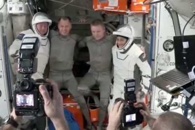 watch-nasa-astronauts-return-to-earth-on-spacex-capsule-after-months-on-the-iss-scaled.jpg