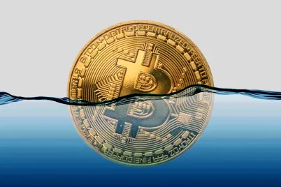 why-is-bitcoin-crashing-crypto-king-sinks-to-four-month-low-as-investors-seek-safety-in-gold.webp